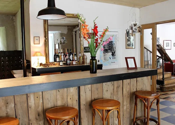 La Colonie Alojamento de Acomodação e Pequeno-almoço Aubrac