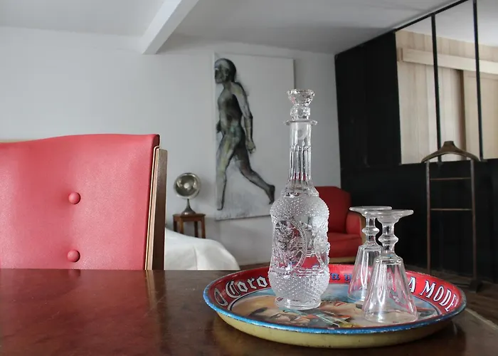 Alojamento de Acomodação e Pequeno-almoço La Colonie 3*