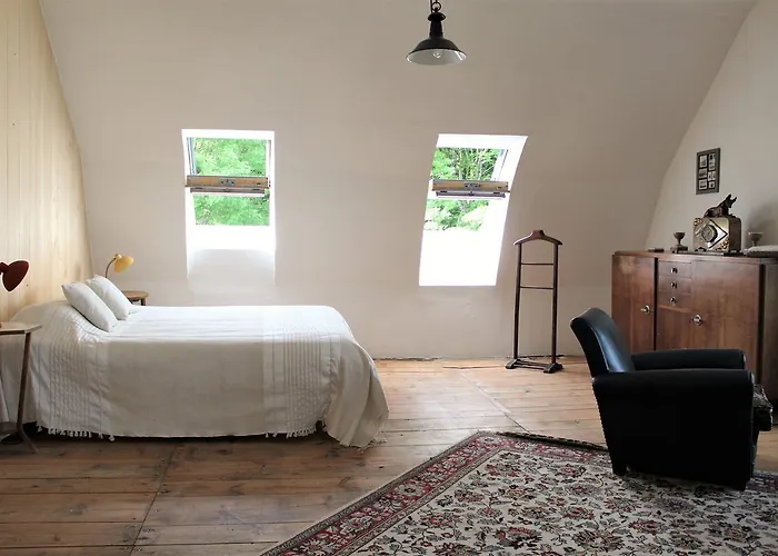 La Colonie Alojamento de Acomodação e Pequeno-almoço 3*