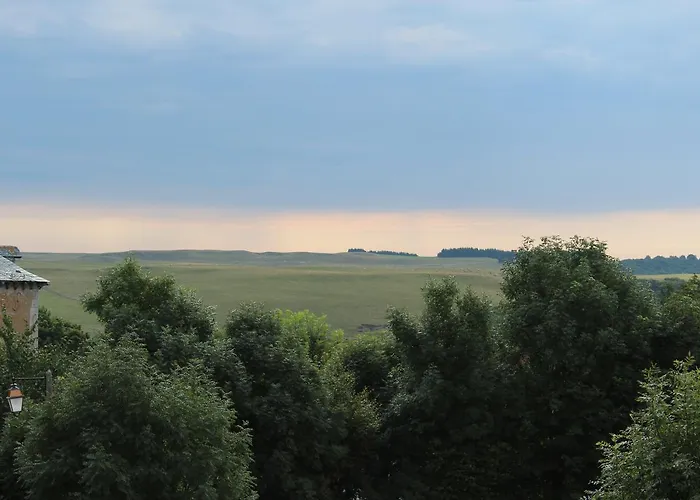 La Colonie Alojamento de Acomodação e Pequeno-almoço 3*